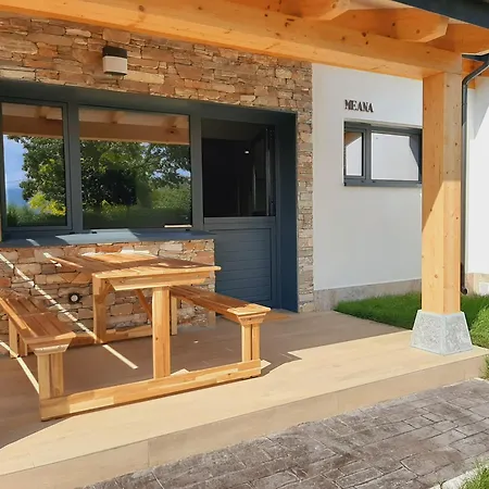 El Hogar De Lelu Кинтес