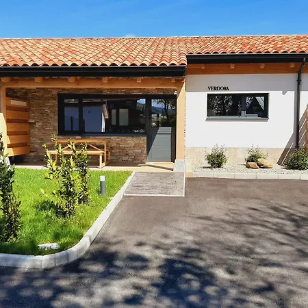 El Hogar De Lelu Apartmán Quintes